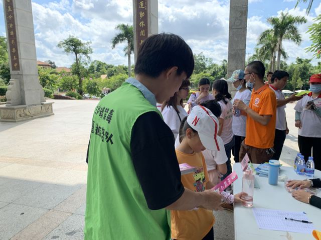 三鄉(xiāng)鎮(zhèn)開展“禁毒不停歇，人生不‘毒’行”宣傳活動(dòng)照片1.jpg