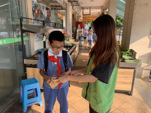 三鄉(xiāng)鎮(zhèn)開展“守護校園安全，護學禁毒兩不誤”宣傳活動三鄉(xiāng)鎮(zhèn)開展“守護校園安全，護學禁毒兩不誤”宣傳活動