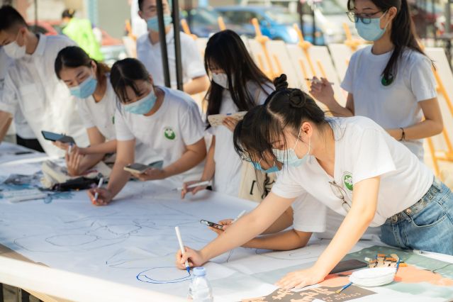 “繪繽紛色彩，守?zé)o毒家園”主題手繪活動.jpg